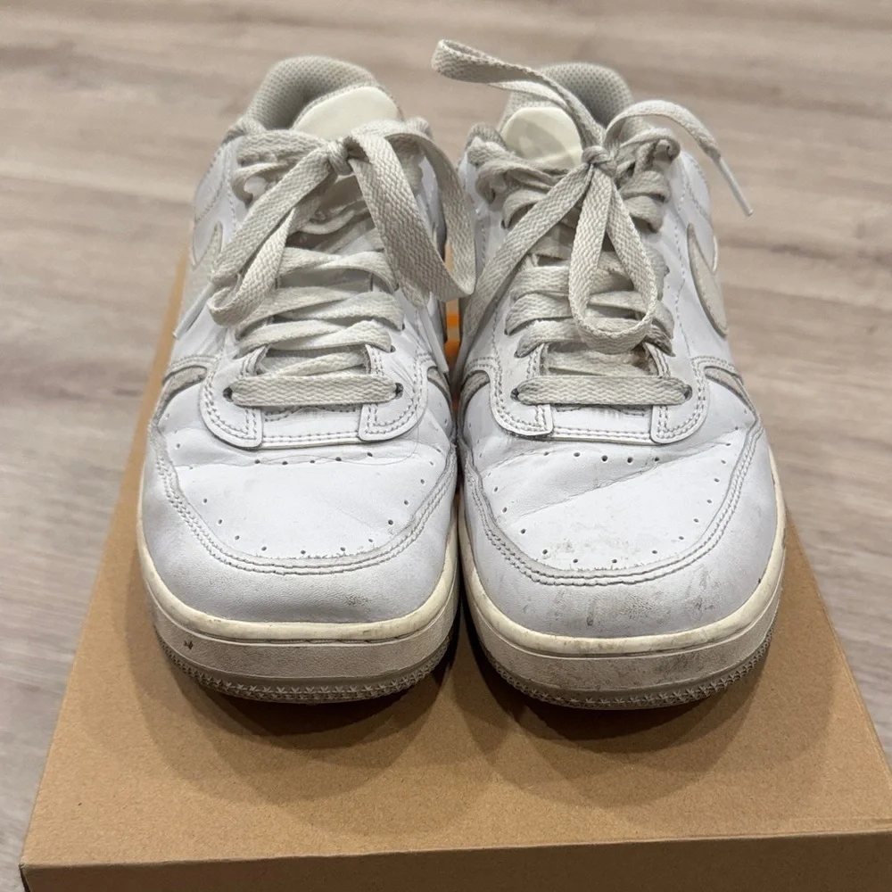Nike White Women's Sneakers